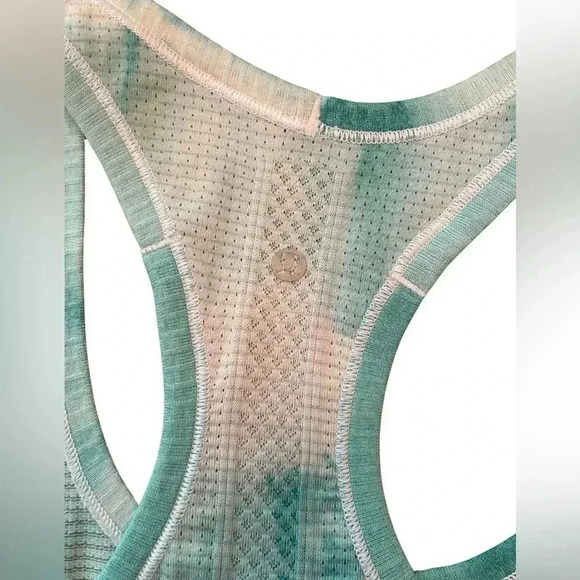 Lululemon Heathered Tranquil Blue Tie Dye Swiftly Tech Racerback Tank Size 4 - Picture 8 of 10
